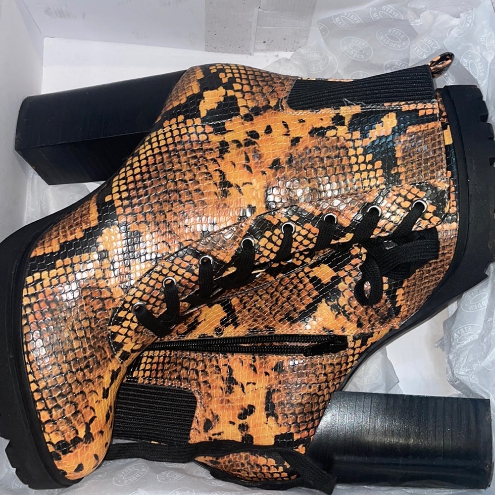 Womens snakeskin block heel